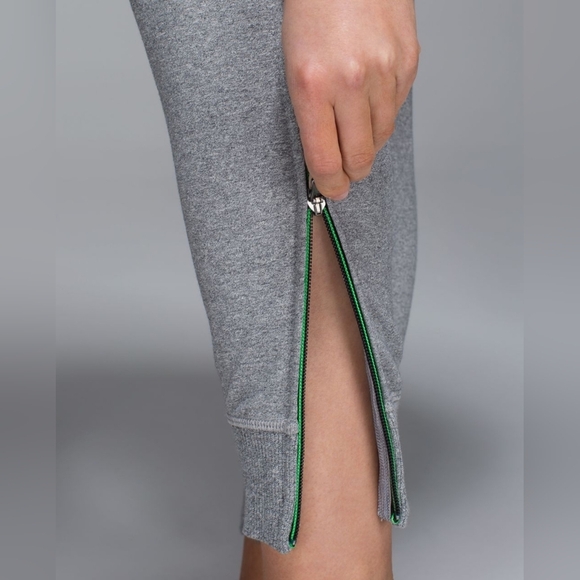 Lululemon No Sweat Pants Side Zips Pre/Post Workout Heathered Grey - Picture 3 of 11